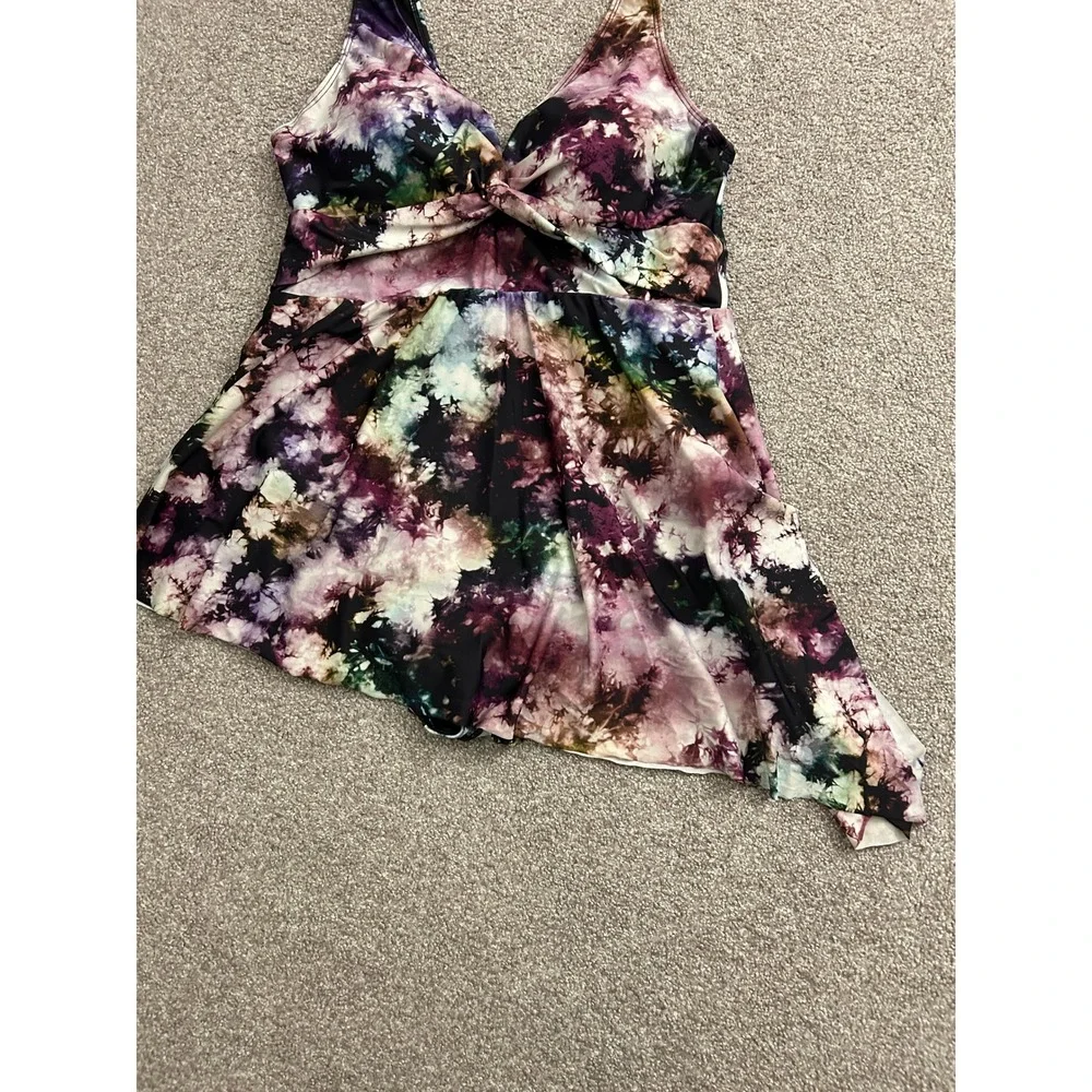 Torrid Swim Dress Womens 1 Multi Color Excellent Tie Dye Handkerchief Hem Twist